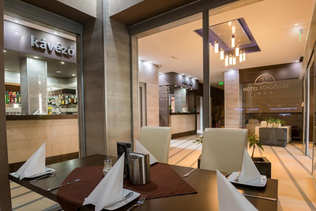 Hotel Fuerdohaz Nyíregyháza Extérieur photo