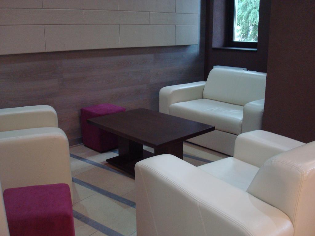 Hotel Fuerdohaz Nyíregyháza Extérieur photo