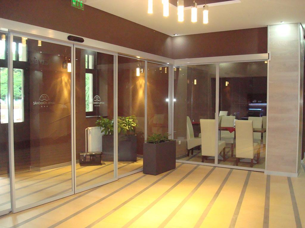 Hotel Fuerdohaz Nyíregyháza Extérieur photo